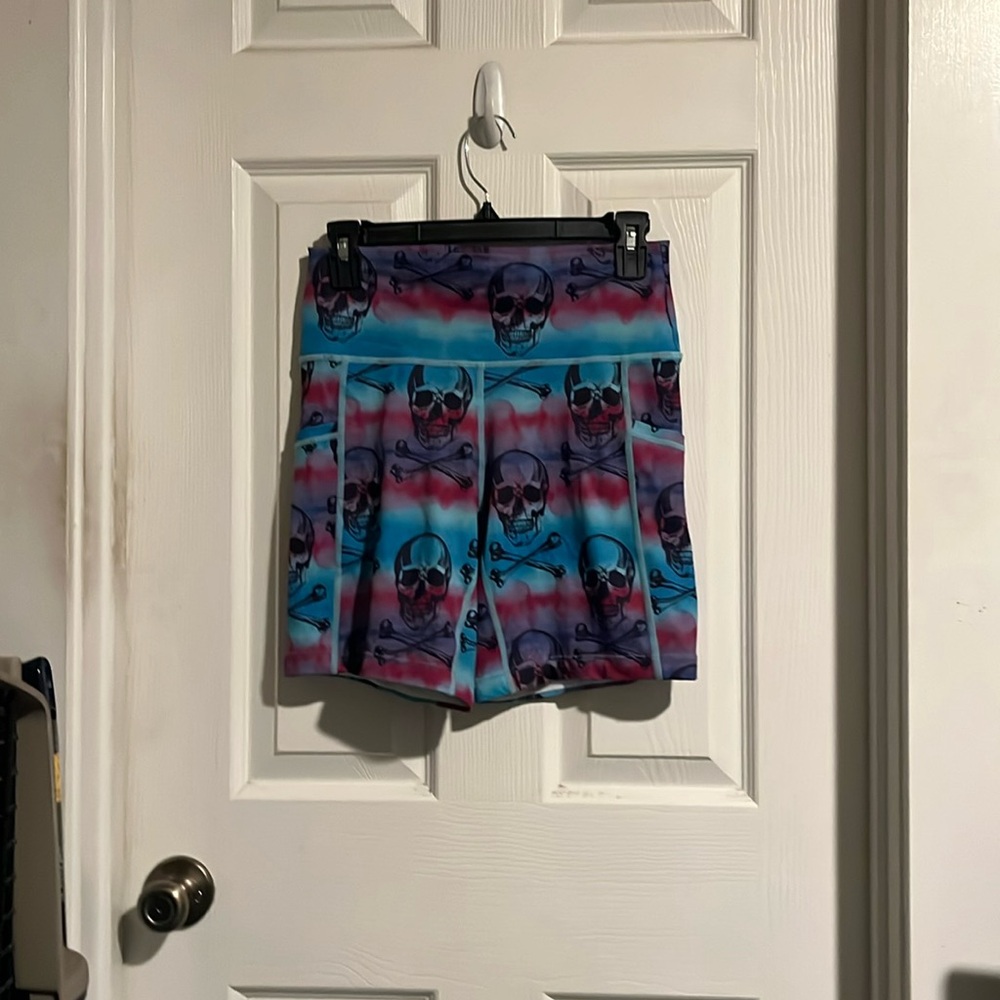 CVG Tie Dye Skull Shorts 7in